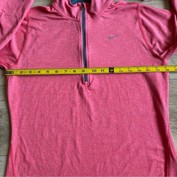 Nike 1/4 zipup sweater & tank top athletic set - Picture 3 of 14